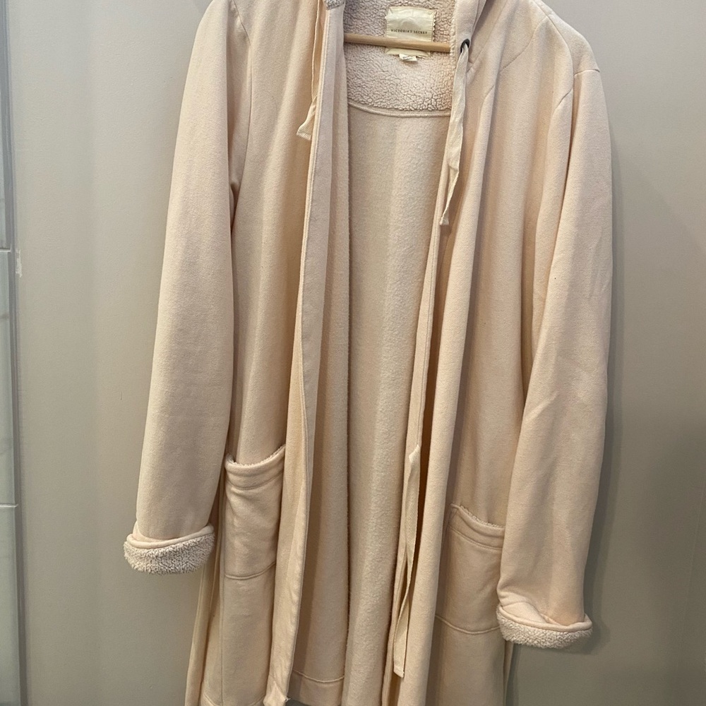 Victoria's Secret Cream Sherpa Robe